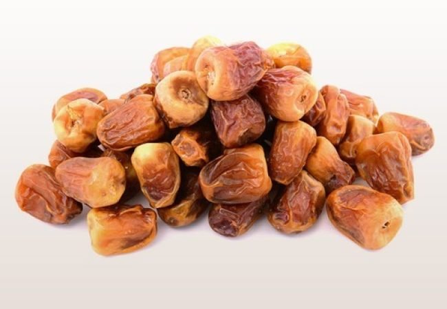 sukkari-dates-1